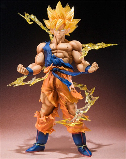 Super Saiyan Goku Figure