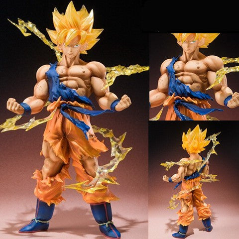 Super Saiyan Goku Figure