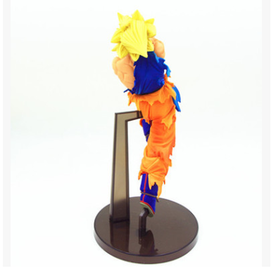 Super Saiyan Goku Figure — Kamehameha Display Series